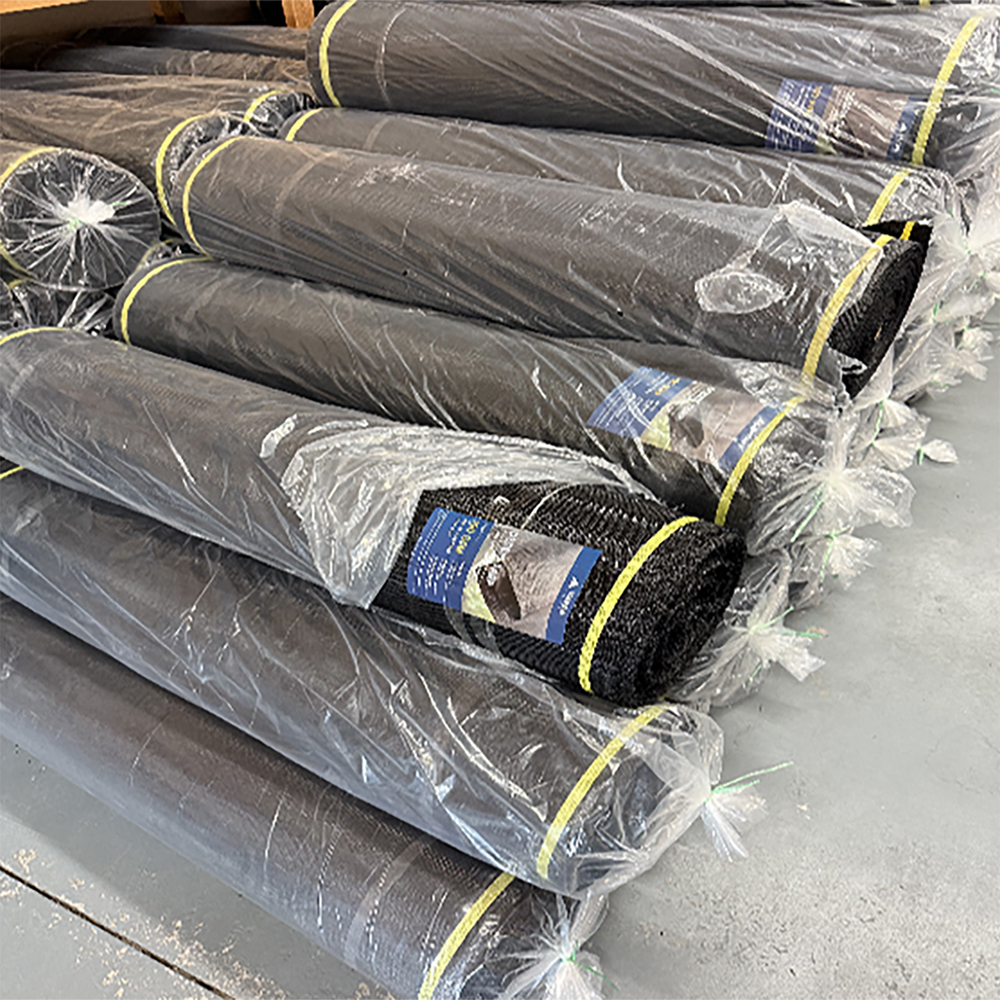 Detailed Images of Greenhouse Debris Collection Tarp Detailed Images of Greenhouse Debris Collection Tarp