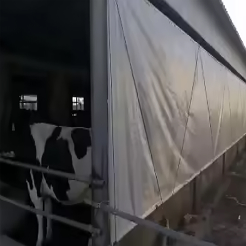 Detailed Images of Livestock Tarps Detailed Images of Livestock Tarps